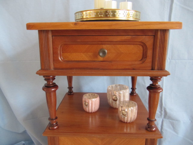 antikes schraenkchen um 1870