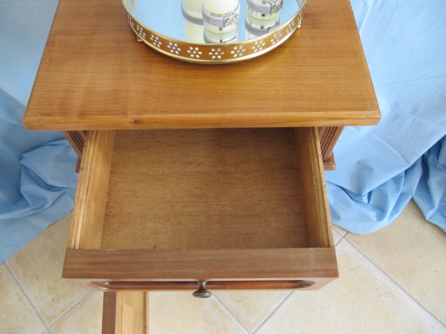 antiker Nußbaumschrank um 1870