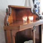 kleiner nußbaumeckschrank3 3