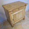 Antiker Weichholz Schrank